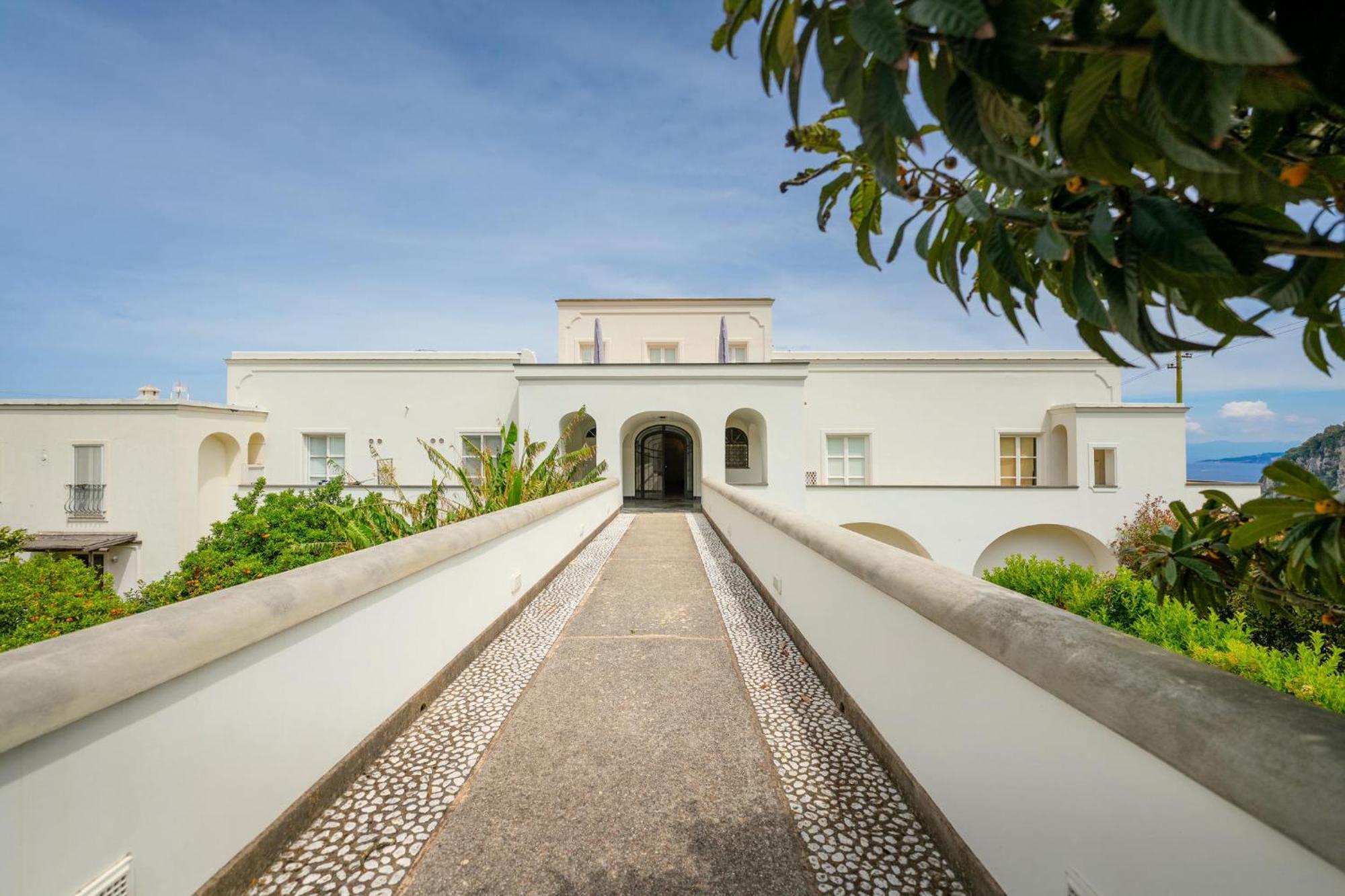 Suite Palazzo Capri - Seaview מראה חיצוני תמונה